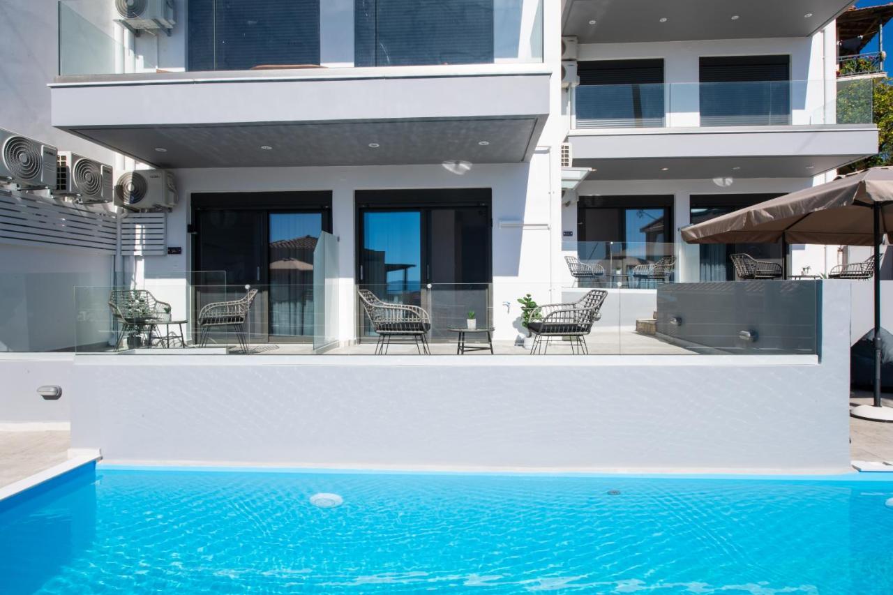 Clelia'S And Dione'S Design Studios Swimming Pool Nikiana Luaran gambar