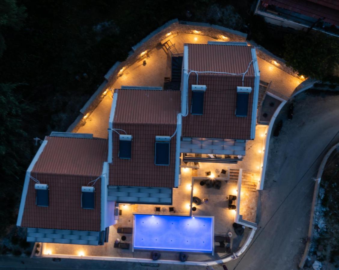 Clelia'S And Dione'S Design Studios Swimming Pool Nikiana Luaran gambar